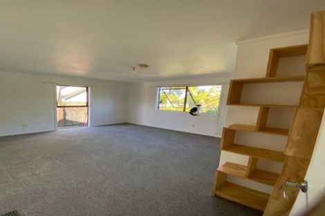 Photo of property in 14 Janome Place, Bucklands Beach, Auckland, 2014