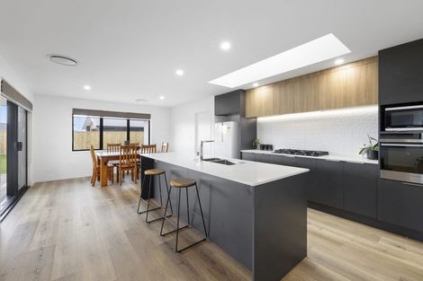 Photo of property in 8 Kararaina Close, Whalers Gate, New Plymouth, 4310