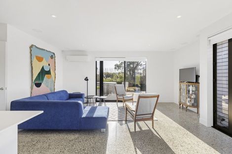 Photo of property in 111 Polson Hill Drive, Aokautere, Palmerston North, 4471