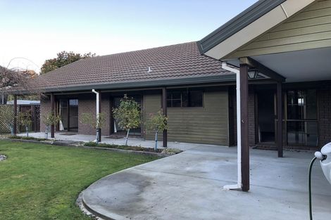 Photo of property in 262 Queenspark Drive, Parklands, Christchurch, 8083