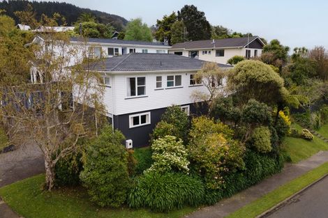 Photo of property in 115 Oriel Avenue, Tawa, Wellington, 5028