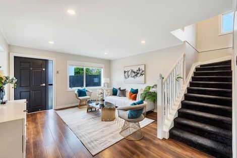 Photo of property in 52 Roberts Road, Te Atatu South, Auckland, 0610