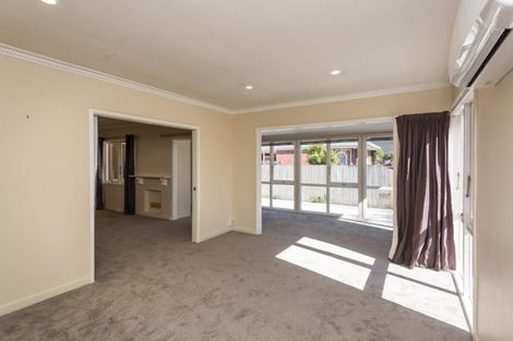 Photo of property in 201 Memorial Avenue, Burnside, Christchurch, 8053