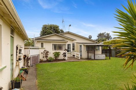 Photo of property in 14 Moore Avenue, Tawhero, Whanganui, 4501