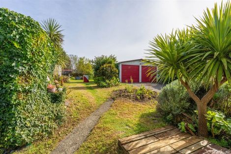 Photo of property in 9 Haumia Street, Paekakariki, 5034