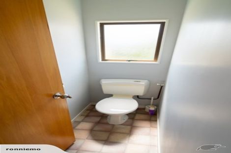 Photo of property in 2/60 Titoki Street, Te Atatu Peninsula, Auckland, 0610