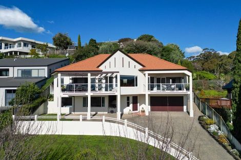 Photo of property in 15 Iona Road, Havelock North, 4130