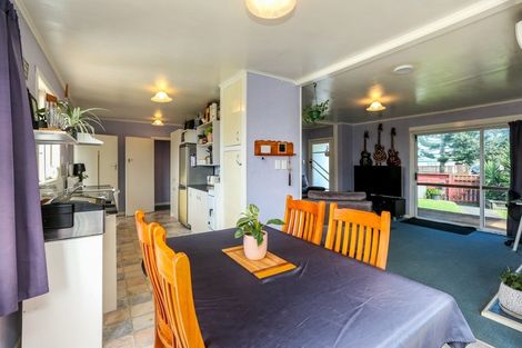 Photo of property in 136 Broadway, Waitara, 4320