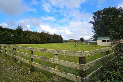 Photo of property in 222 Bruce Road, Levin, 5510