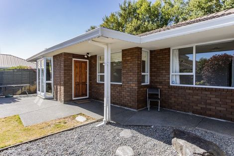 Photo of property in 2/68 Lowry Avenue, Redwood, Christchurch, 8051