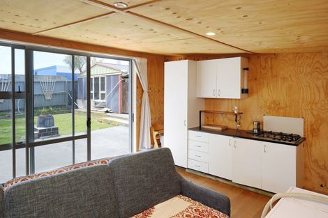 Photo of property in 171 Wainoni Road, Avondale, Christchurch, 8061