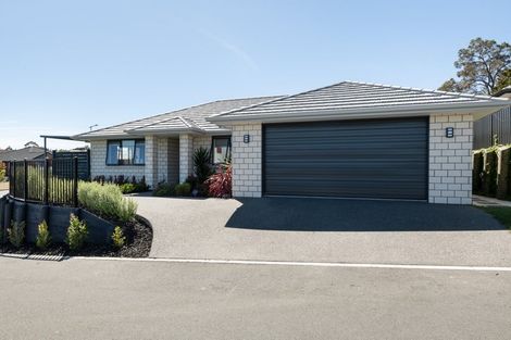 Photo of property in 1 Albatross Lane, Welcome Bay, Tauranga, 3112