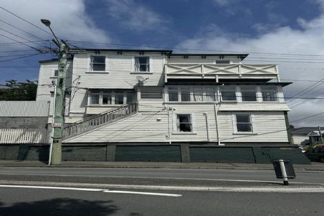 Photo of property in 77 Brougham Street, Mount Victoria, Wellington, 6011