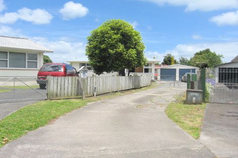Photo of property in 30 Tairere Crescent, Rosehill, Papakura, 2113