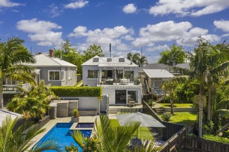 Photo of property in 258 Jervois Road, Herne Bay, Auckland, 1011