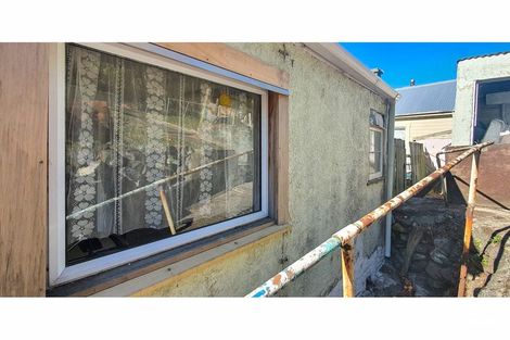 Photo of property in 102 Glen Road, The Glen, Dunedin, 9011