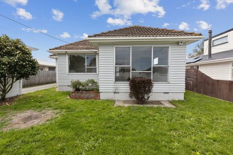 Photo of property in 37 Neill Street, Hornby, Christchurch, 8042