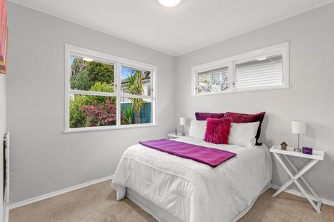 Photo of property in 63 Divich Avenue, Te Atatu South, Auckland, 0610