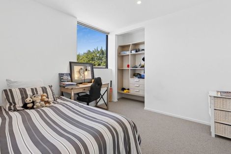 Photo of property in 7 Fern Burn Close, Wanaka, 9305