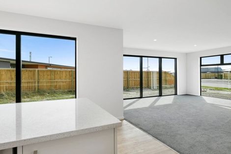 Photo of property in 32 Northside Drive, Waikuku, Rangiora, 7473