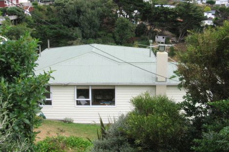 Photo of property in 49 Milne Terrace, Island Bay, Wellington, 6023