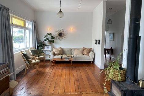 Photo of property in 9 Kinross White Street, Napier South, Napier, 4110