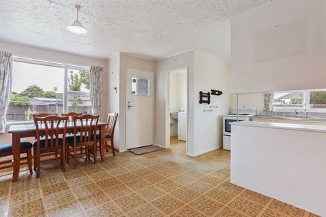 Photo of property in 3 La Perouse Place, Northcote, Christchurch, 8052