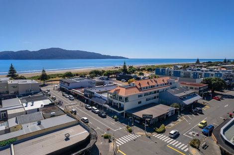 Photo of property in 1e/25 Maclean Street, Paraparaumu Beach, Paraparaumu, 5032