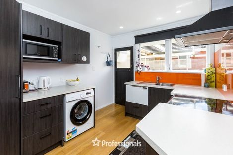 Photo of property in 1/15a Lane Street, Wallaceville, Upper Hutt, 5018