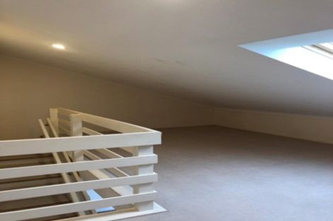 Photo of property in 42 Lakeridge Close, Rangatira Park, Taupo, 3330