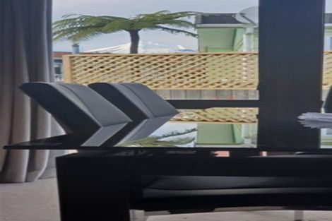 Photo of property in 15 Hickford Place, Okato, 4335