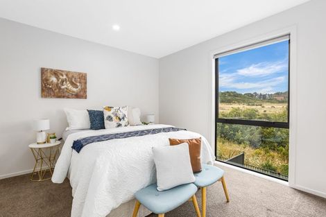 Photo of property in 40 Koreke Close, Kenepuru, Porirua, 5022