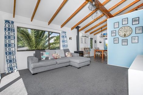 Photo of property in 10 Prestwick Place, Wattle Downs, Auckland, 2103