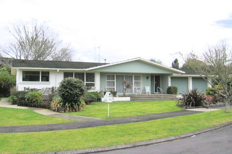 Photo of property in 24 Marnane Terrace, St Andrews, Hamilton, 3200