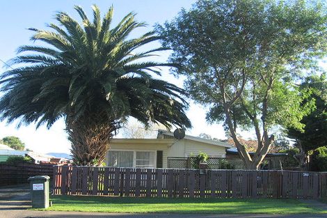 Photo of property in 19a Arawhata Road, Paraparaumu, 5032