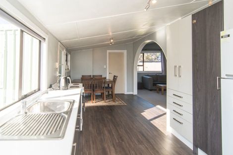 Photo of property in 24 Queen Street, Pareora, 7912