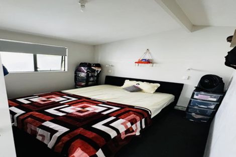 Photo of property in 292 Birkdale Road, Birkdale, Auckland, 0626