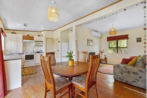 Photo of property in 8 Main Road, Raglan, 3225