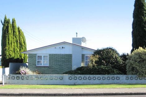 Photo of property in 33 Freemans Road, Otaki, 5512