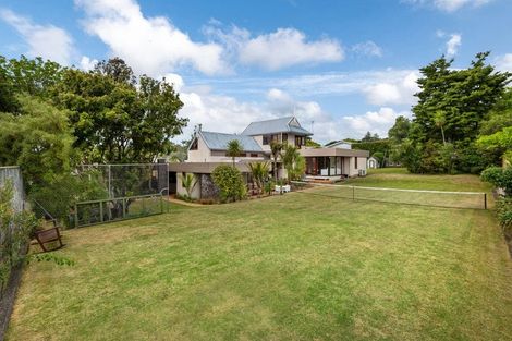Photo of property in 4 Terrylyn Drive, Hillcrest, Auckland, 0627