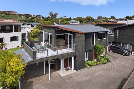 Photo of property in 23b Beach Road, Otumoetai, Tauranga, 3110