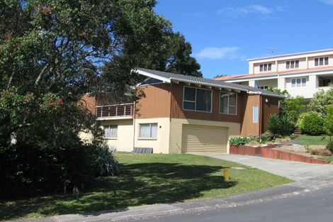 Photo of property in 40 Saddleback Rise, Murrays Bay, Auckland, 0630