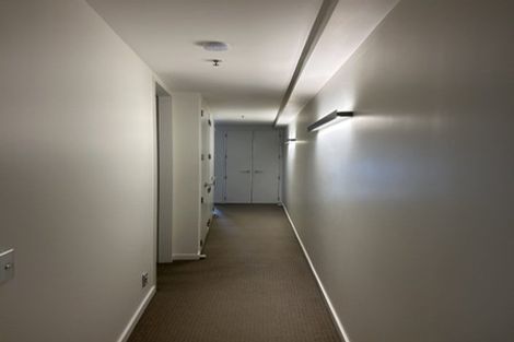 Photo of property in Aqua, 2/74 Oriental Parade, Oriental Bay, Wellington, 6011