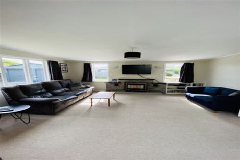 Photo of property in 5 Oak Avenue, Nawton, Hamilton, 3200