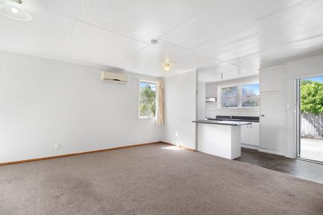 Photo of property in 6 Slim Street, Bader, Hamilton, 3206