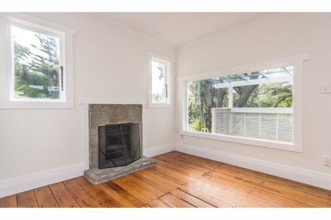 Photo of property in 3 Huia Road, Titirangi, Auckland, 0604