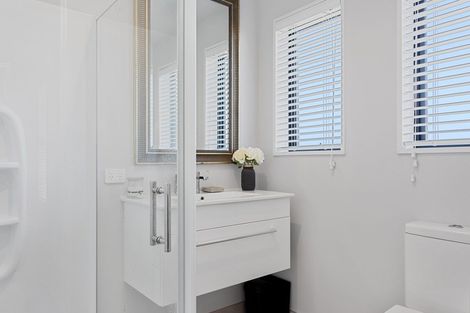 Photo of property in 12 Tutaipatu Avenue, Pegasus, 7612