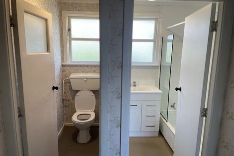 Photo of property in 22 Seddon Crescent, Marewa, Napier, 4110