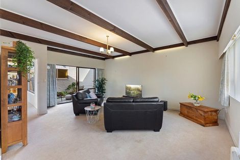 Photo of property in 4 Sunny Glen, Waikanae, 5036