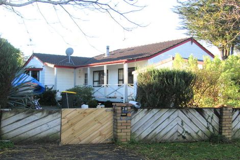 Photo of property in 28 Redlands Grove, Swanson, Auckland, 0612